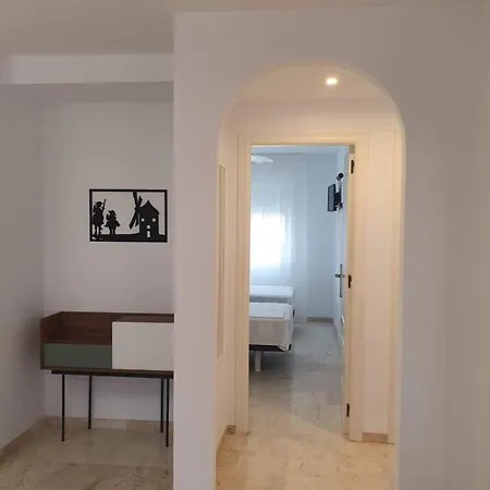 Apartamento Terraza Soleada, Centro 5 Min A Pie, Dos Playas A 150 Metros