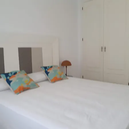 شقة Apartamento Terraza Soleada, Centro 5 Min A Pie, Dos Playas A 150 Metros *
