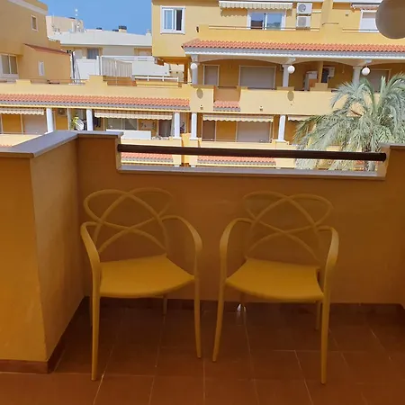شقة Apartamento Terraza Soleada, Centro 5 Min A Pie, Dos Playas A 150 Metros دينايا