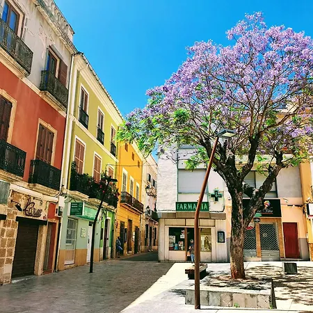 شقة Apartamento Terraza Soleada, Centro 5 Min A Pie, Dos Playas A 150 Metros *
