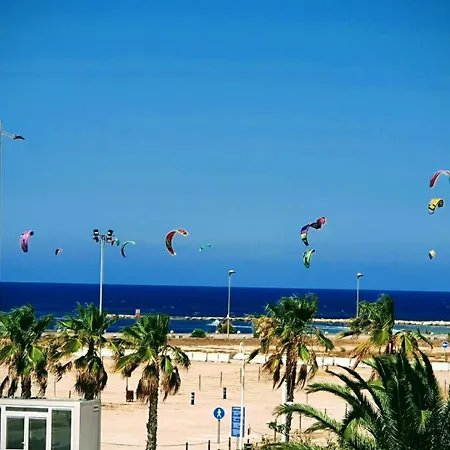 Apartamento Terraza Soleada, Centro 5 Min A Pie, Dos Playas A 150 Metros Dénia