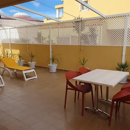 Apartamento Terraza Soleada, Centro 5 Min A Pie, Dos Playas A 150 Metros *