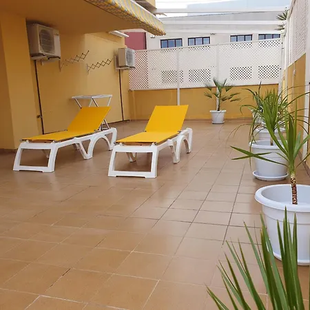 Apartamento Terraza Soleada, Centro 5 Min A Pie, Dos Playas A 150 Metros